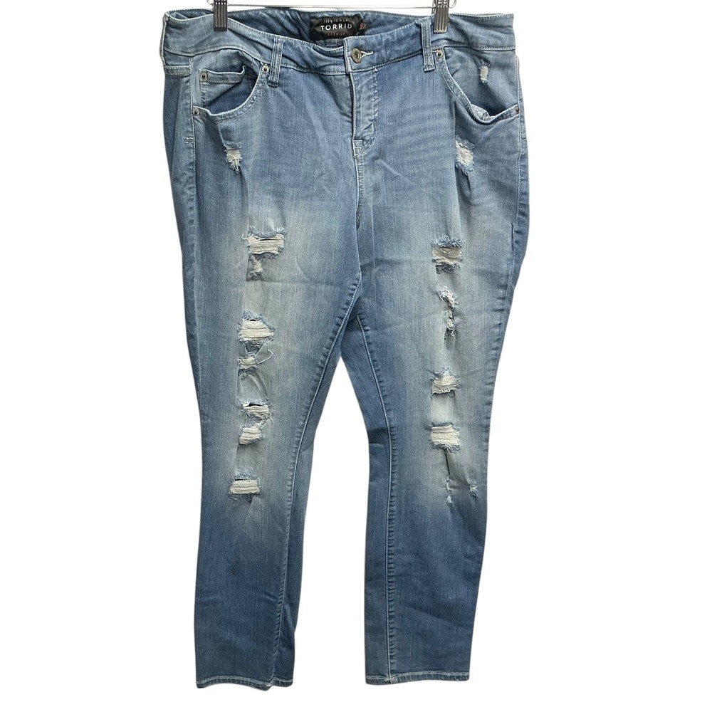Torrid Premium Boyfriend Jeans Distressed Light Wash Denim Plus Size